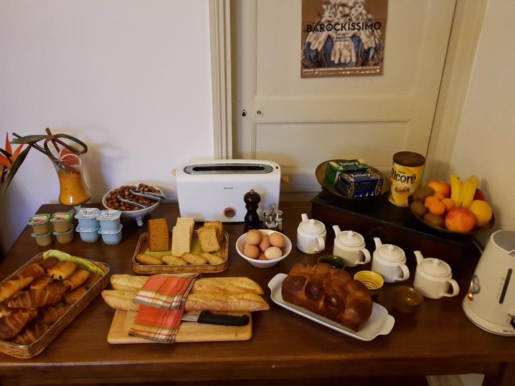 L'Echauguette Isserpent Bed & Breakfast Ngoại thất bức ảnh